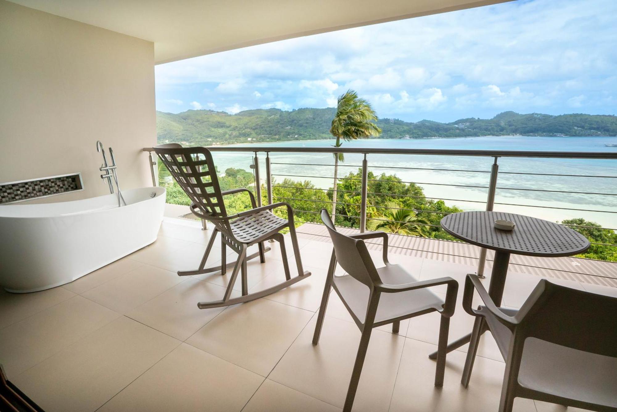 Kiki Seychelles * Anse a La Mouche